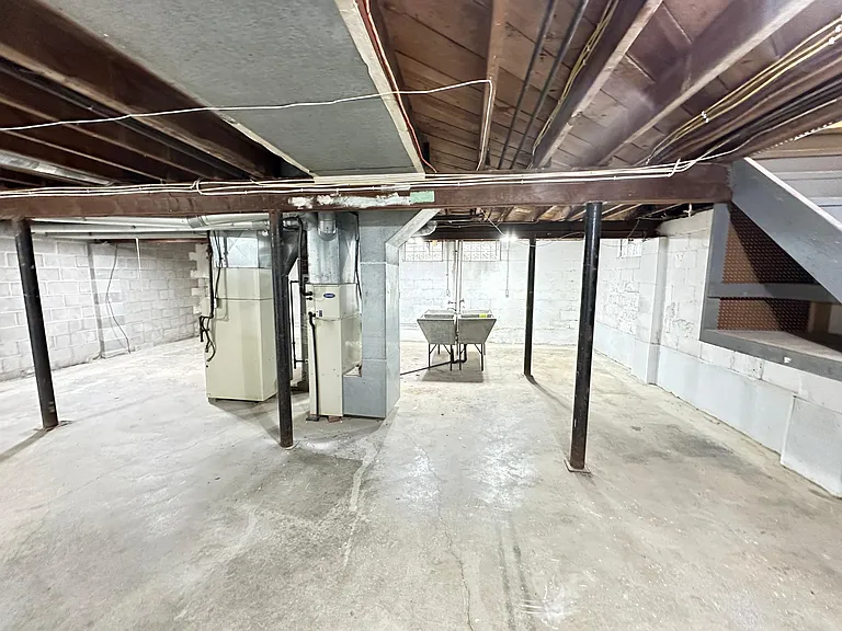 237 Chestnut Blvd #1 — Photo 12
