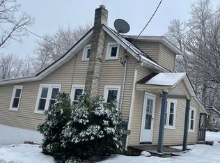 2767 N Delaware Dr, Mount Bethel, PA 18343