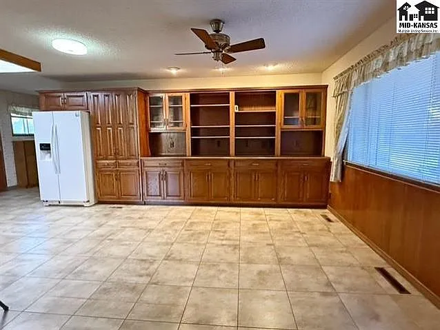 3102 Princeton Dr — Photo 9