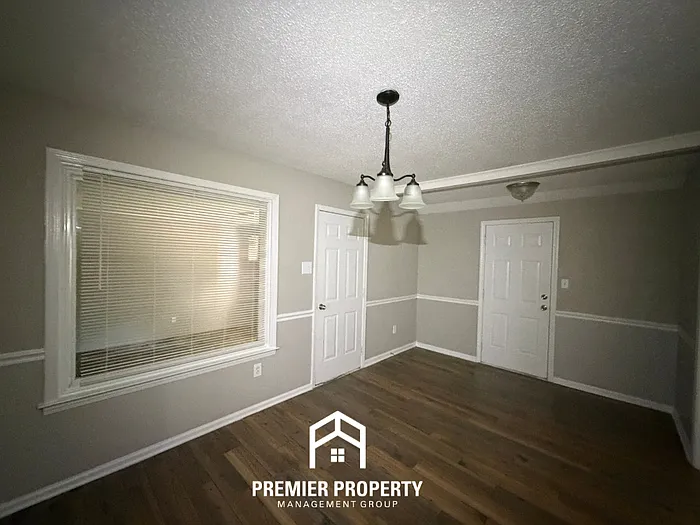 7892 Terry Franklin Dr — Photo 4