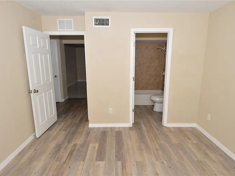 8764 Mallard Reserve Dr #101 — Photo 56