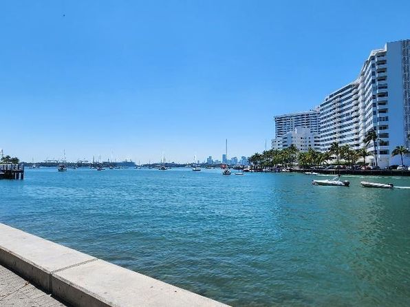 1300 Lincoln Rd