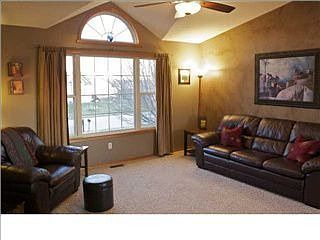 2nd image of 323 N Oakmont Ct