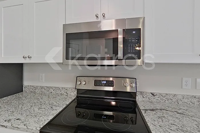 1883 Landing Pl — Photo 8