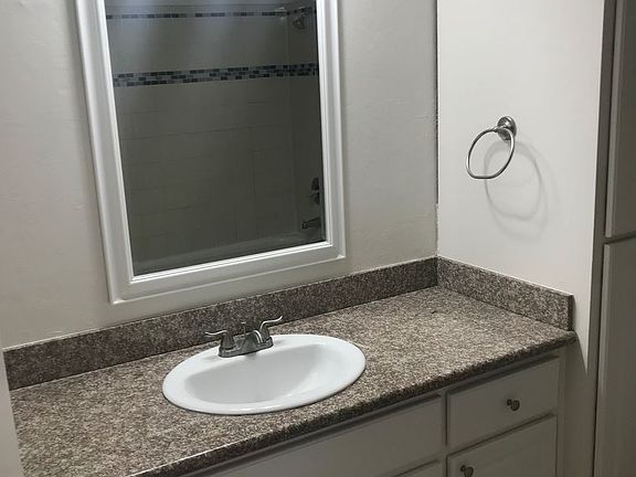 3rd image of 1621 Q St APT 08