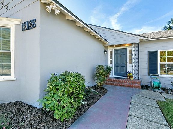 5th image of 12128 Floral Dr