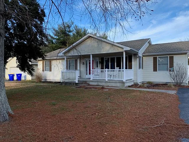 15 Wagon Wheel Rd