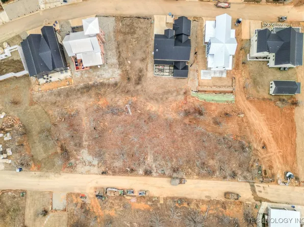 118 Sandstone Dr, Eufaula, OK 74432