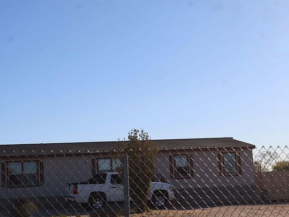 2nd image of 8275 S Vandemoer Ln