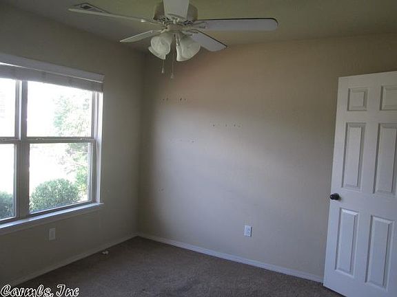 5th image of 600 Saunders Dr