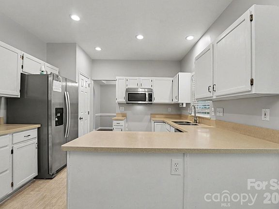 4th image of 8716 Barrister Way
