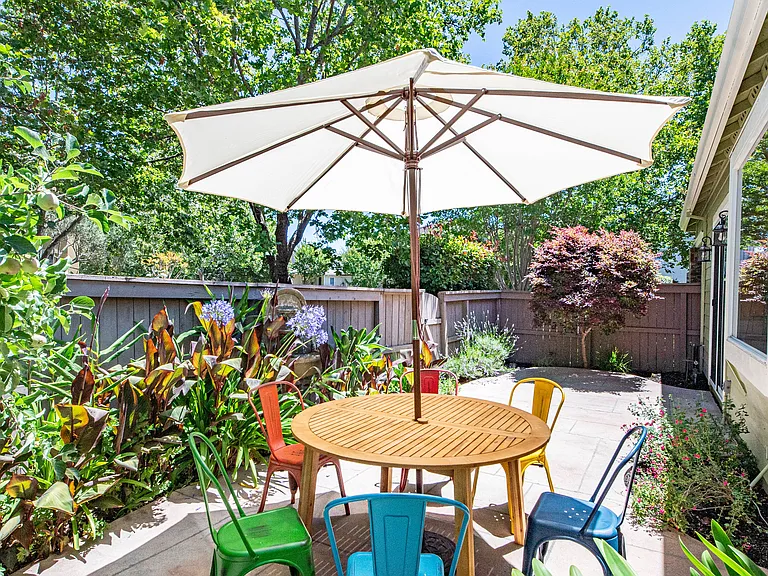 Side yard