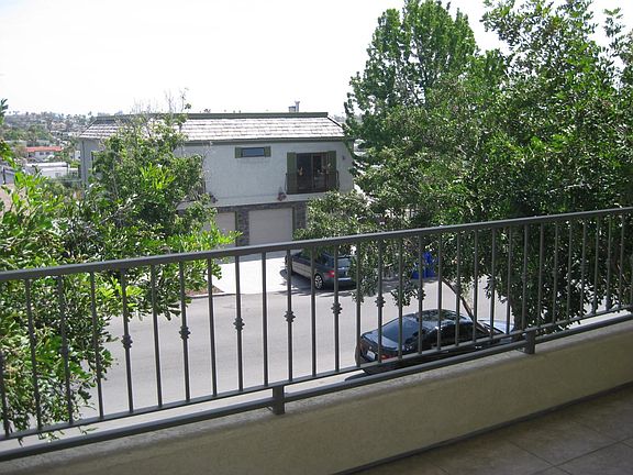 5th image of 4032 Georgia St APT 1