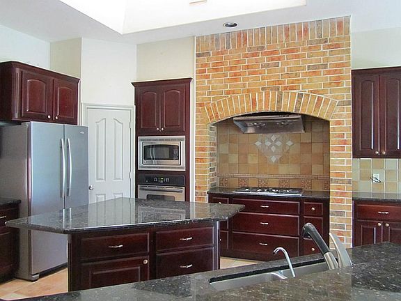 4th image of 3810 Winter Creek Ct