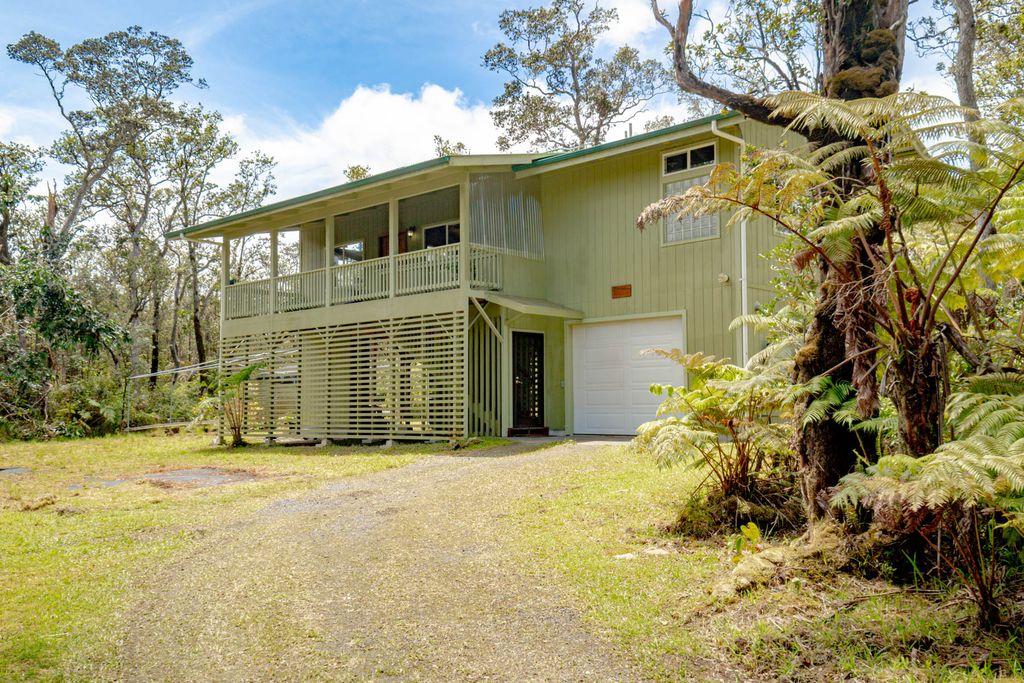 11-3121 Hoolehua Rd, Hilo, HI