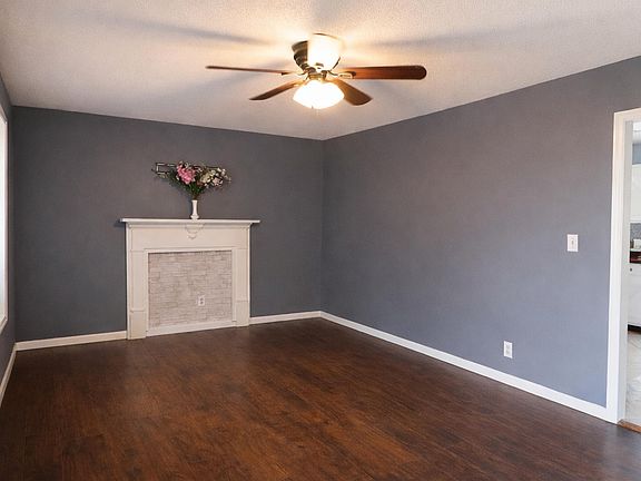 4th image of 515 Van Davis Rd NW