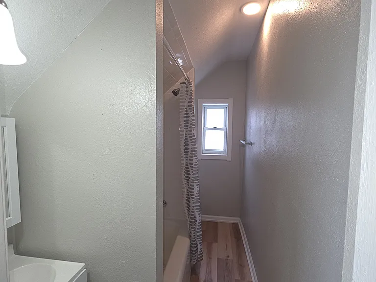 217 Bessemer Ave #3 — Photo 8