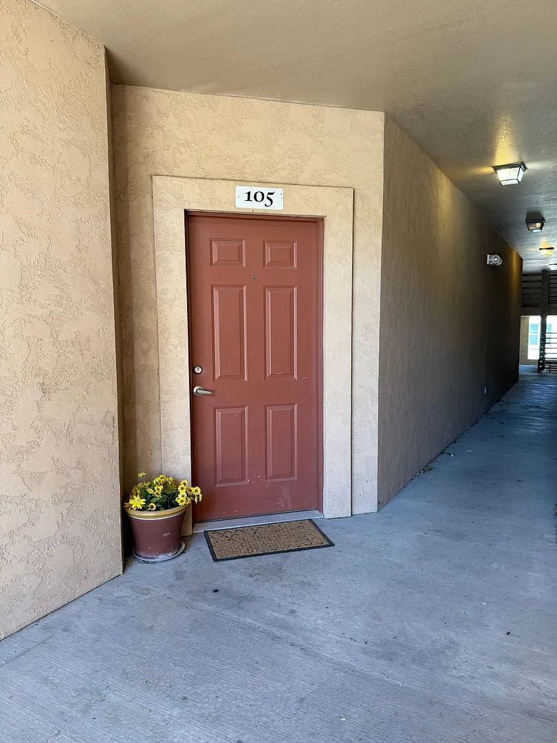 2 Bedroom Condo — Photo 3