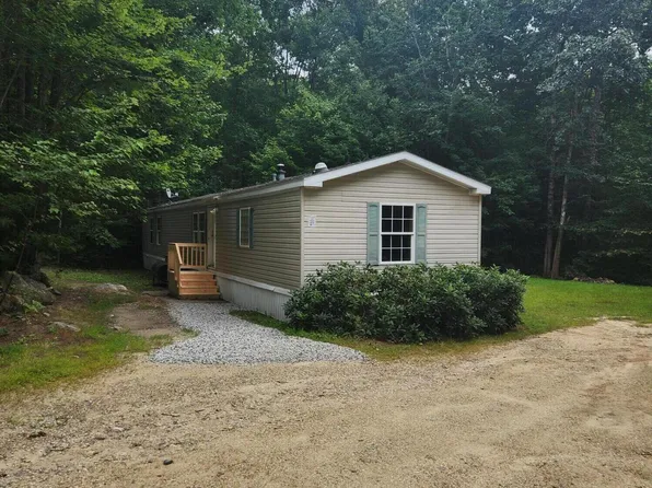 83 Whittemore Road, Oxford, ME 04270