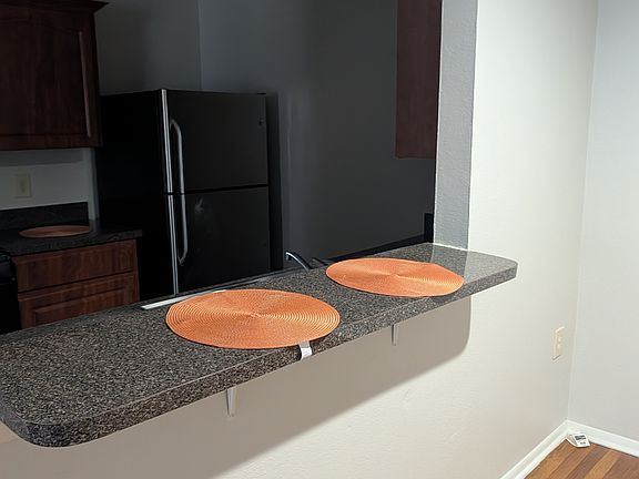 4th image of 2019 Dixie Belle Dr APT D