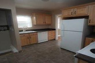 2nd image of 1520 E Redondo Ave