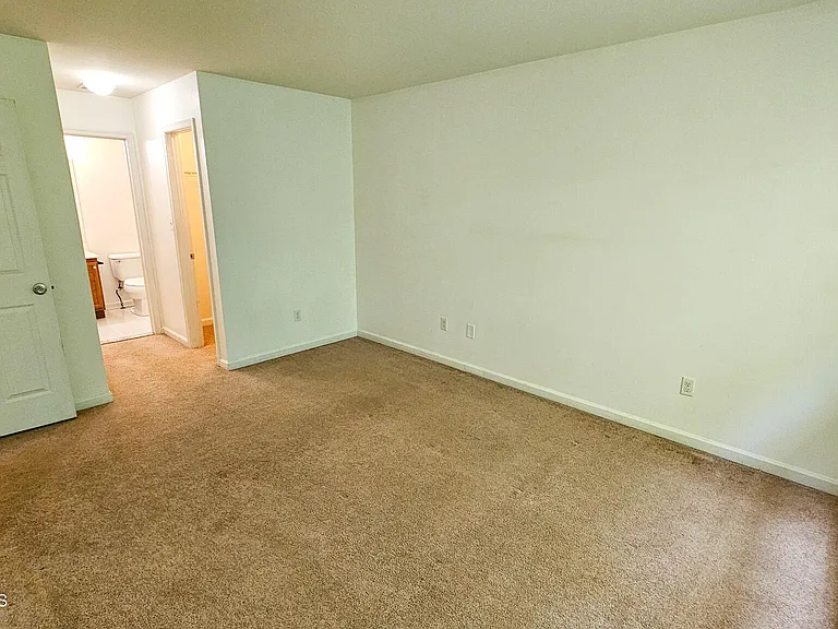380 Radio Rd #C-2 — Photo 30