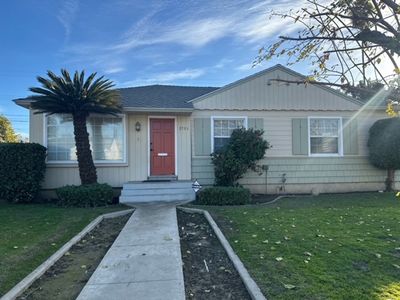 2709 Palm St, Bakersfield, CA, 93304