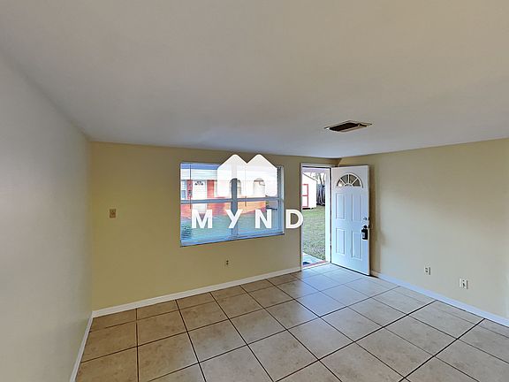 2nd image of 426 88th Ave N #426