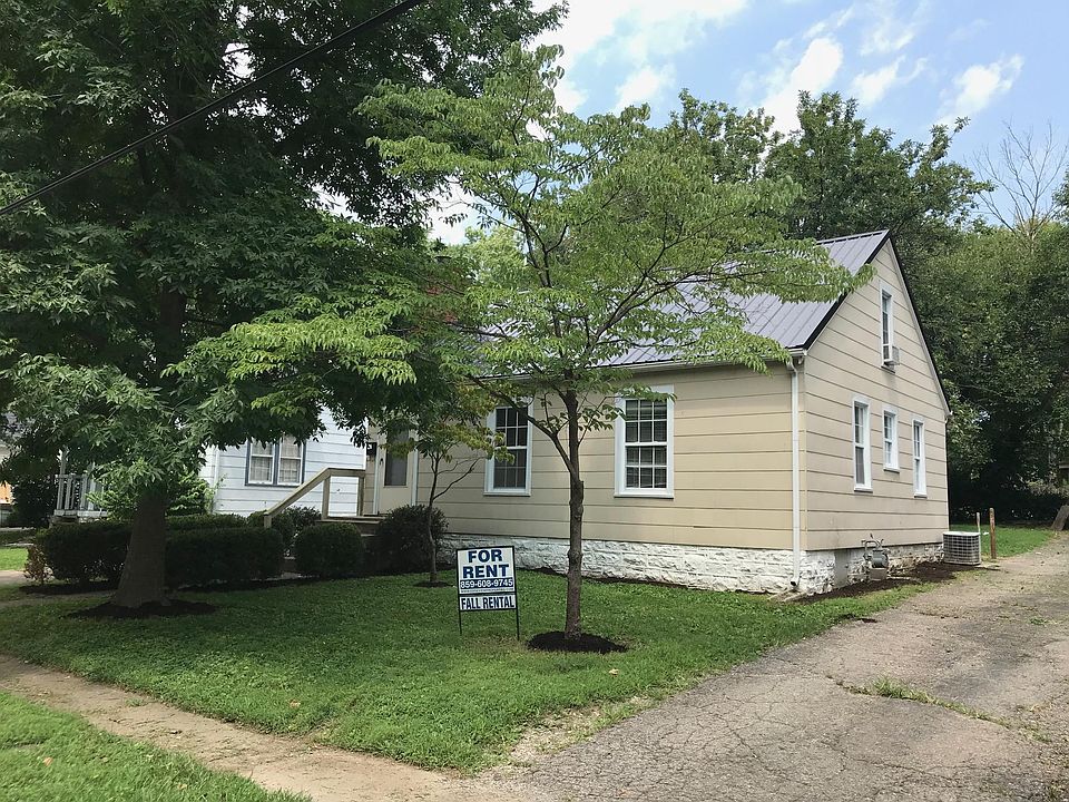1st image of 203 Westwood Ct