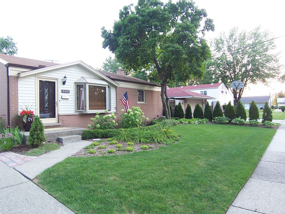 1st image of 4426 Holmes Dr