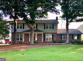 2504 Kingsglen Ct, Dunwoody, GA 30360