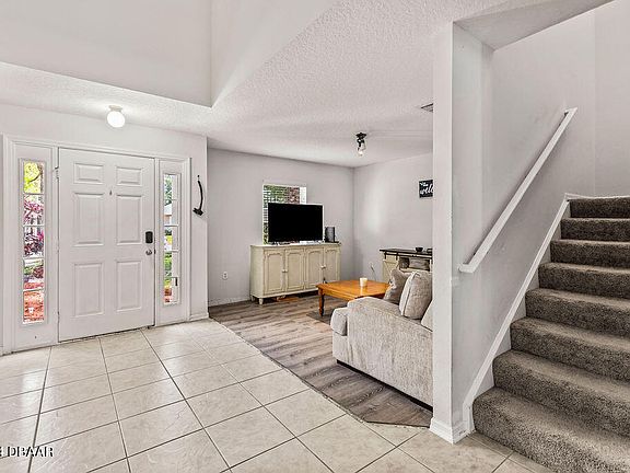 5th image of 3832 Sunset Cove Dr