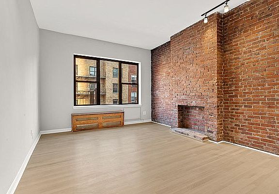 2nd image of 306 E 89th St #3B*