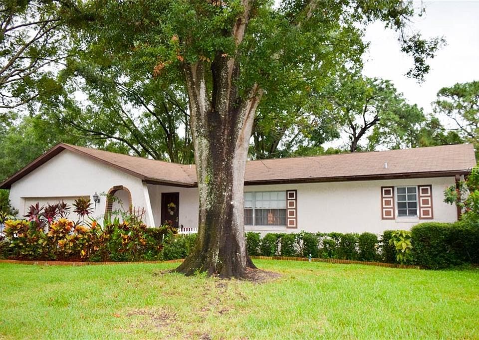 1st image of 2825 Moss Grove Blvd