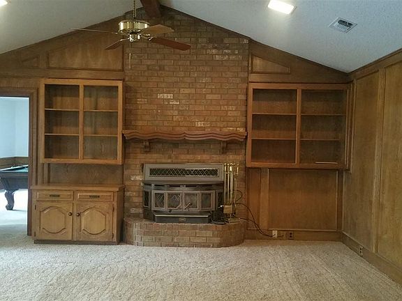 2nd image of 510 Rosewood St