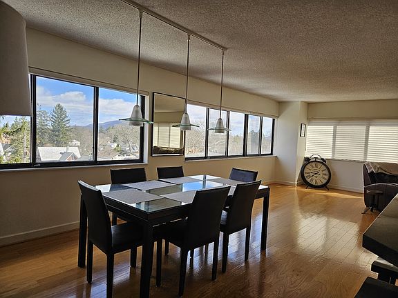 5th image of 403 S Allen St Unit 1-502
