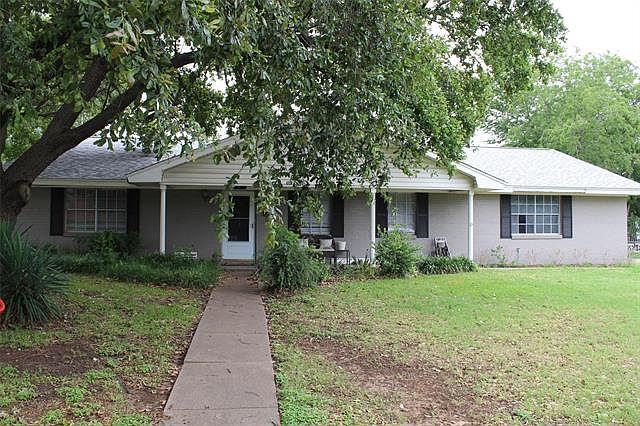 1st image of 4917 Reynolds Dr