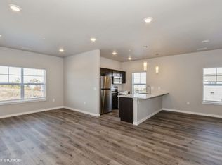 141 Clark Dr SW UNIT 5, Cedar Rapids, IA 52404