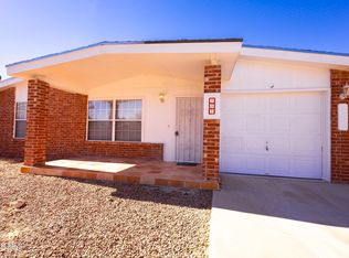 107 Barrel Cactus Dr, Horizon City, TX 79928