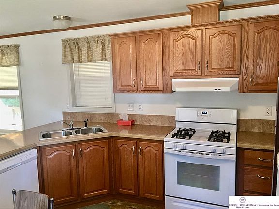 4th image of 1715 S 15th St
