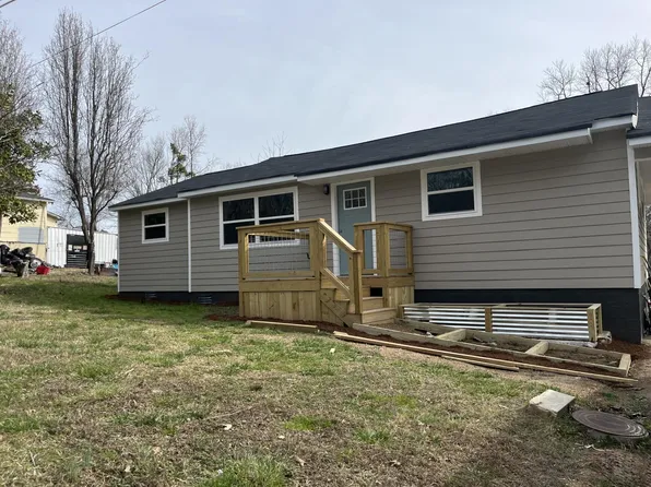 1043 S Jenkins Rd, Chickamauga, GA 30707