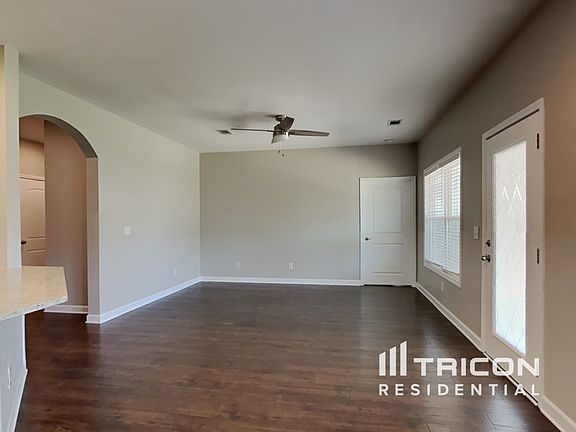 3rd image of 8341 Elmcroft Ct