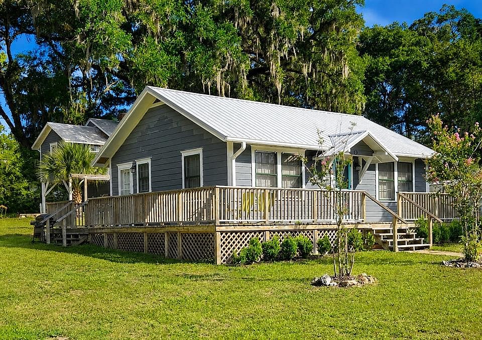 1st image of 18758 NW 243RD TERRACE