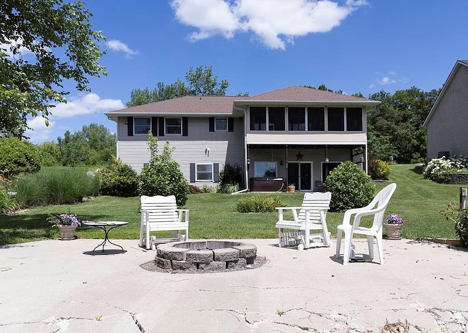 1st image of 10529 Wildflower Dr