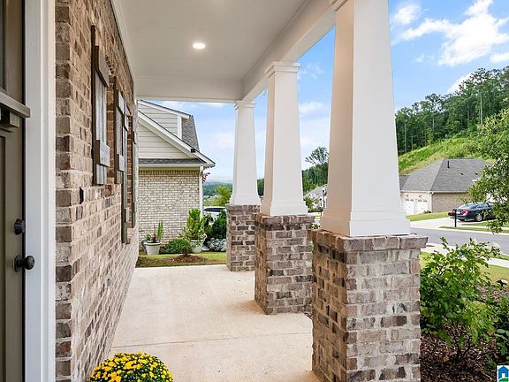 4th image of 3978 Sydney Dr