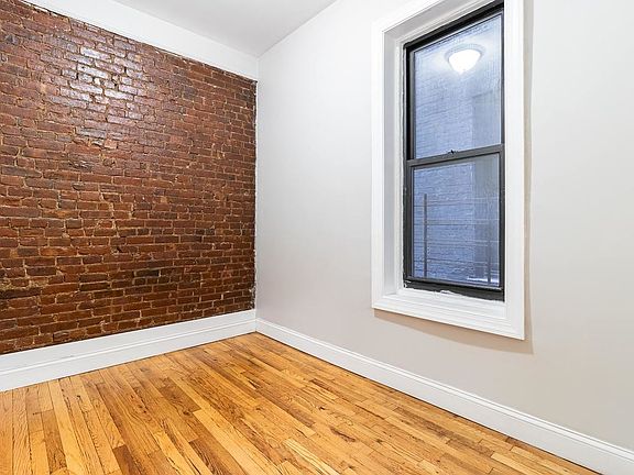 3rd image of 267 W 146th St APT 6