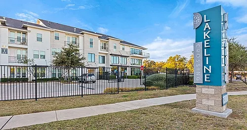 Lakeline Crossing Apartments Photo 1