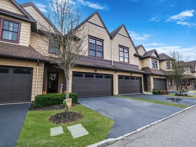 2 Alexander Court, Bayport, NY, 11705