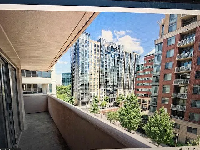 1301 N Courthouse Rd #1016 — Photo 37
