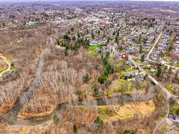 3rd image of 106 Solon Rd